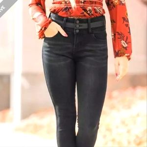 Flying Monkey Black High-Rise skinny Jean